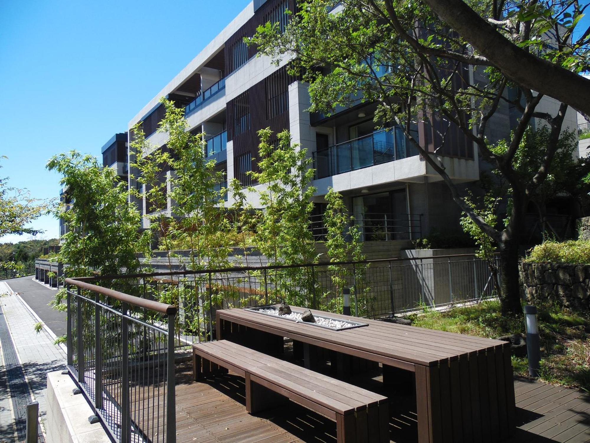 Healthcare Town Resort Seogwipo Exterior photo